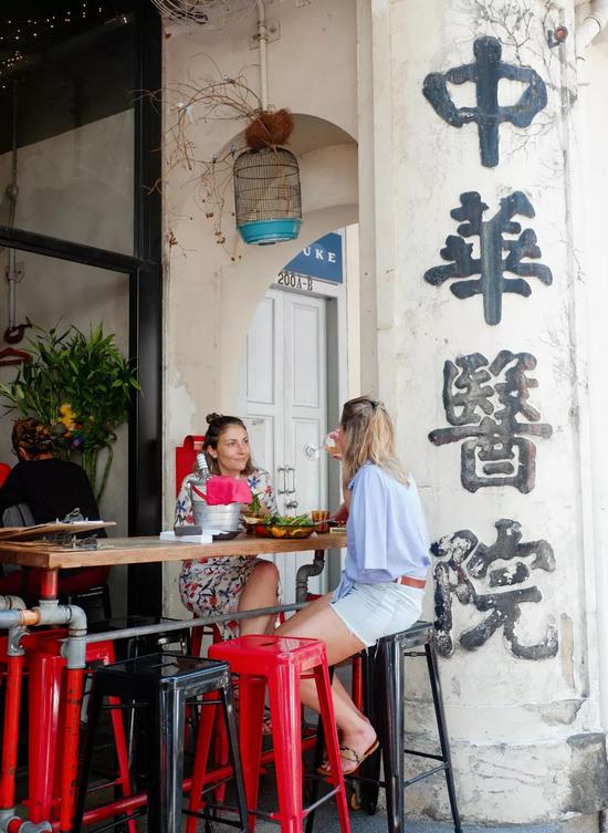 新加坡美食节攻略_新加坡乌节路美食排名_新加坡小贩中心米其林美食