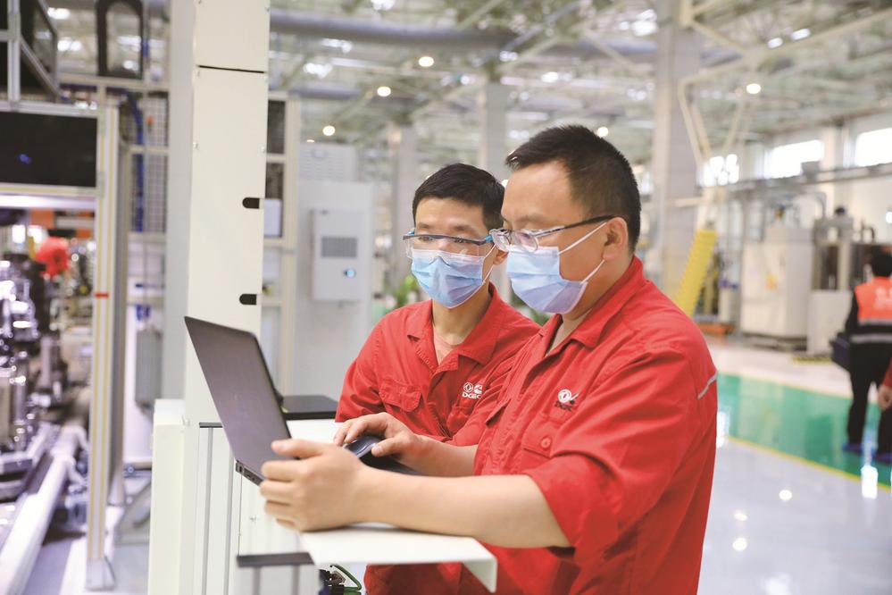 东风康明斯:提速发力决胜“收官战”(图4) 东风康明斯发动机参数_东风康明斯维修技能竞赛_东风康明斯AGV物流小车