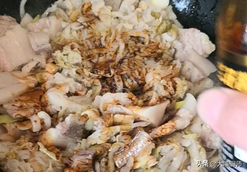 天冷多吃炖菜,4种食材炖一锅,营养美味,暖胃暖身,全家都爱吃(图7) 天冷炖菜食谱_素菜炖菜大全_东北酸菜血肠猪肉炖粉条做法