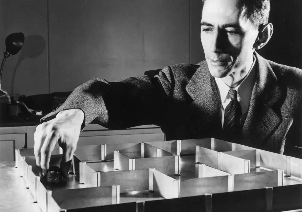 WWW三十年:蒂姆·伯纳斯-李和改变我们生活的创造(图2) 蒂姆·伯纳斯-李的贡献_万维网的发明者蒂姆·伯纳斯-李_发明了万维网技术