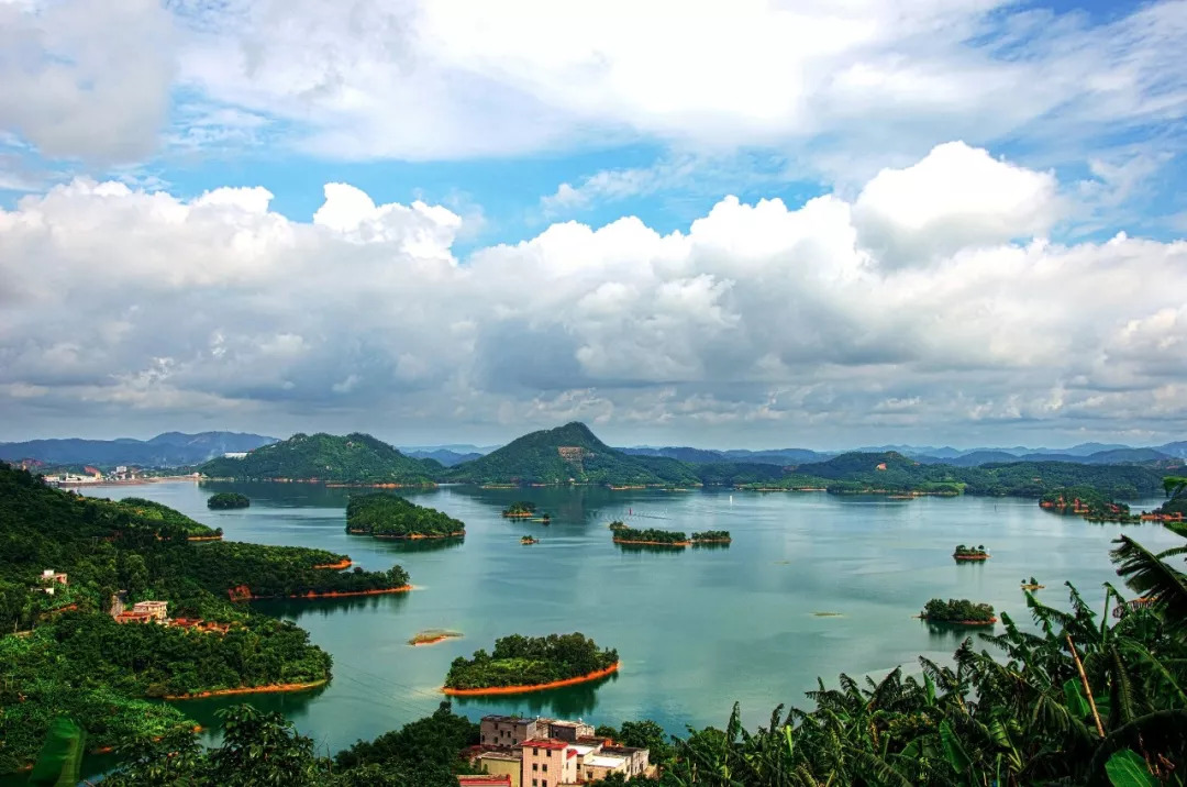 茂名文化体验旅游攻略_茂名澳内海海鲜几点有_茂名滨海旅游线路