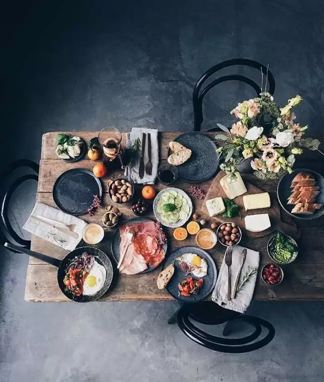 美食摄影构图技巧_食物非中心构图方法_美食摄影技巧