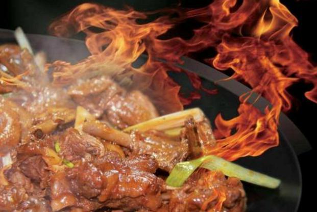 水煮鱼米粉口味虾_湖南特色美食_湖南的小吃有哪些