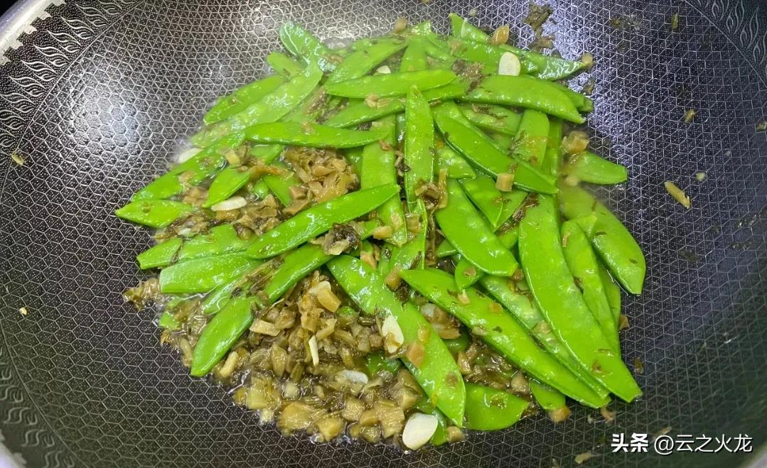 4道超低脂蔬菜做法,每天坚持吃,肚腩悄悄变小,真不是吹的!(图3) 吃什么炖菜可以减肥_低脂蔬菜清炒食谱_减肚子家常菜做法