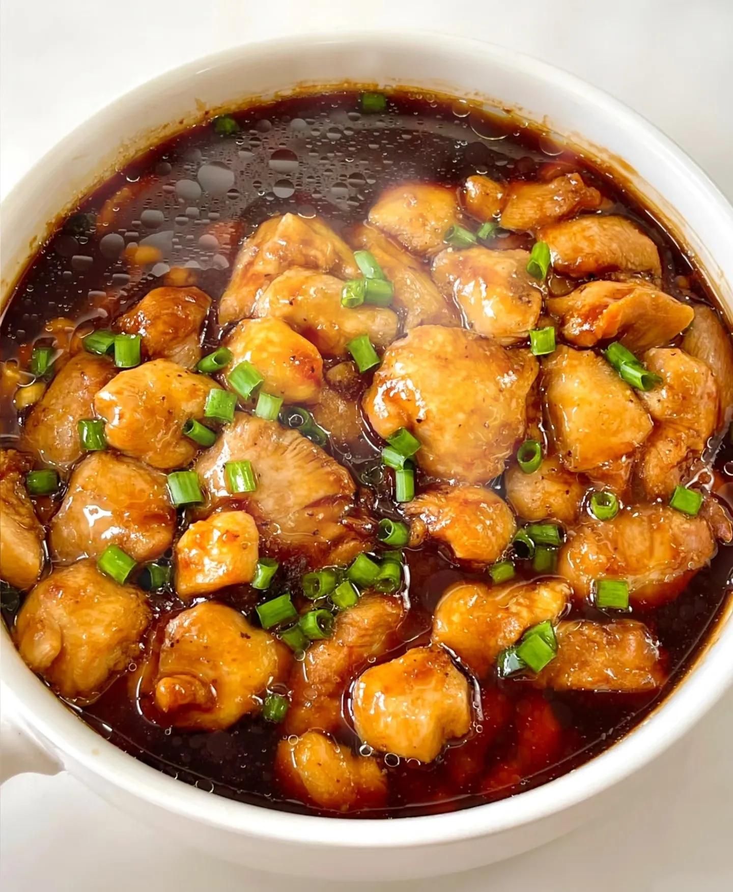 减肥根本不用靠饿肚子,7道菜谱跟着吃,轻松掉称,越减越幸福(图7) 低脂高蛋白减肥食谱_开心减肥一周食谱_吃什么炖菜可以减肥