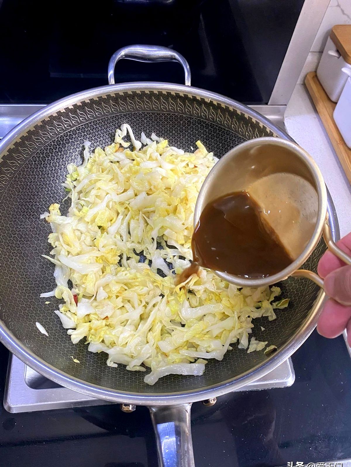 这4菜使劲吃,低脂刮油,每天一盘,大肚腩都小了,穿啥都好看(图2) 生菜包菜荷兰豆蒲瓜_刮油食谱_吃什么炖菜可以减肥