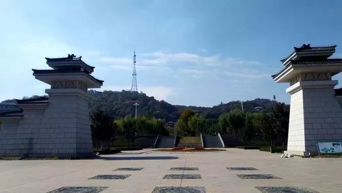 【荆楚风味】武昌鱼、梁子湖螃蟹、太和千张……谁是鄂州美食扛把子?(图3) 鄂州美食_鄂州美食相关推荐_梁子湖武昌鱼