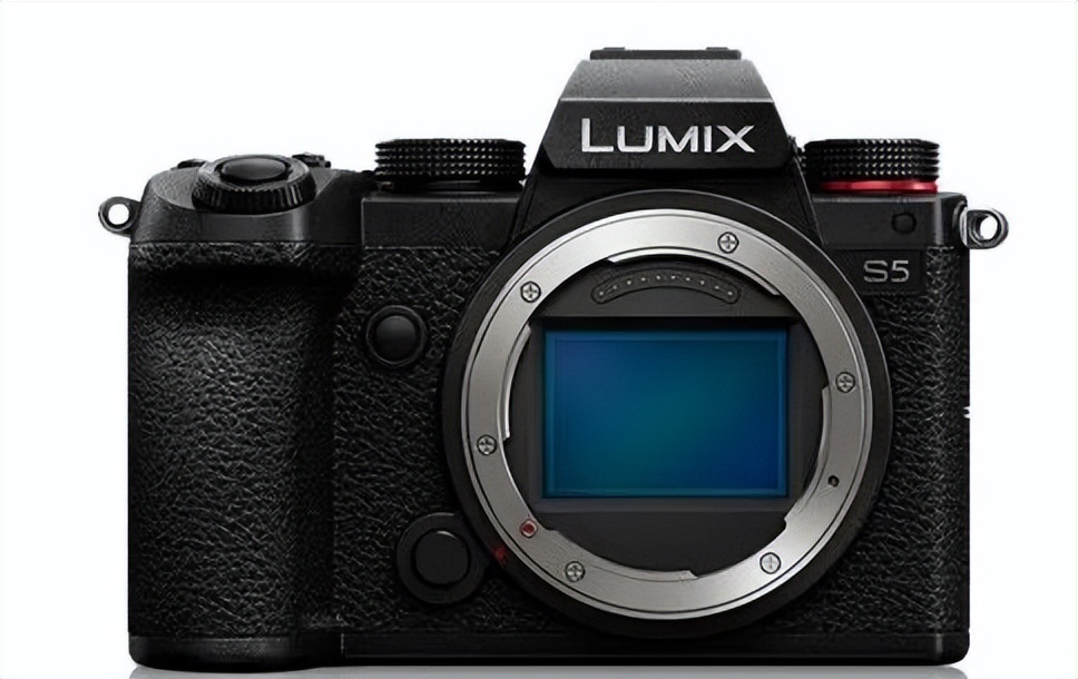 目前最热门的十款相机,现在值得买吗?(图4) 相机推荐 索尼A7M3 佳能R5_中国品牌数码相机