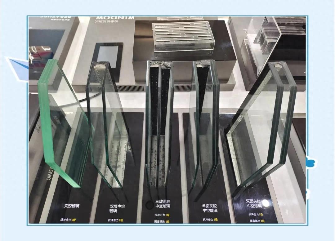 瓷砖浮雕可以贴玻璃吗_玻璃类型用途_玻璃安装规范