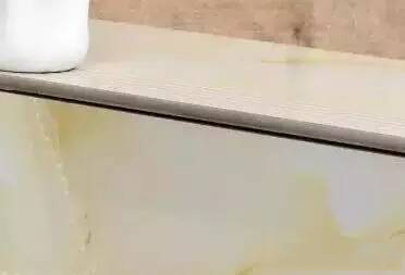 瓷砖浮雕可以贴玻璃吗_天然大理石与瓷砖对比_大理石工艺可塑性分析