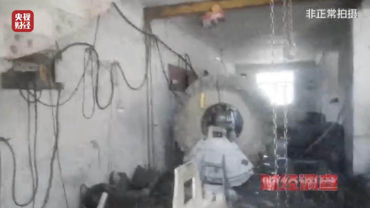 独家曝光!不合规、不达标!小作坊流出“翻新”轮胎,隐患重重…(图3) 工程机械翻新轮胎_中国轮胎翻新产业现状_小作坊轮胎翻新安全隐患