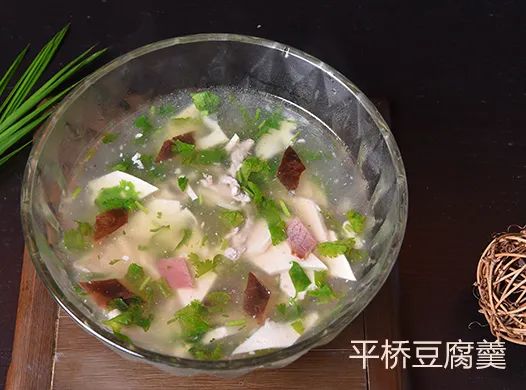 天津早餐才不只有煎饼馃子呢,还有嘎巴菜(图10) 天津锅巴菜制作方法_天津特色早点嘎巴菜_北京夜宵排行