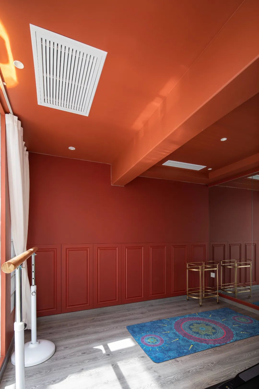 少儿舞蹈房装修效果图_现代轻奢家居设计_艺术人士住宅装修