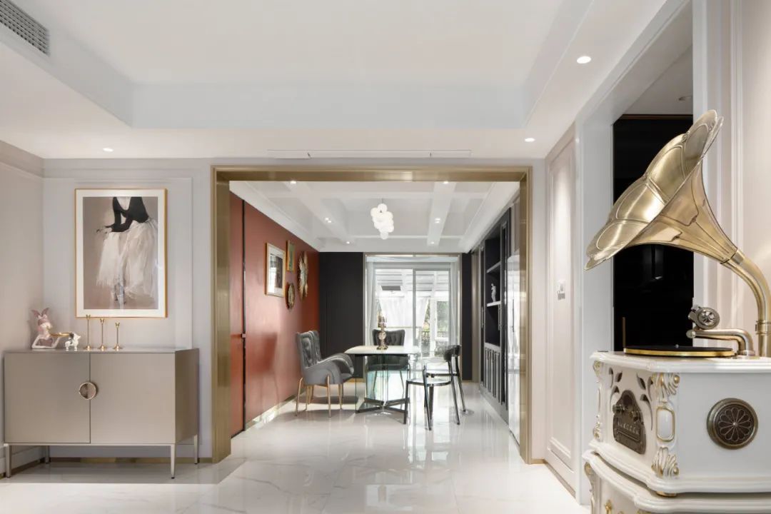 艺术人士住宅装修_现代轻奢家居设计_少儿舞蹈房装修效果图