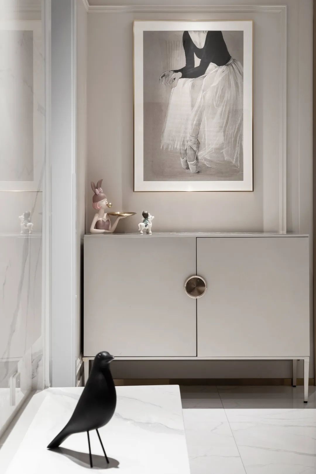 现代轻奢家居设计_少儿舞蹈房装修效果图_艺术人士住宅装修