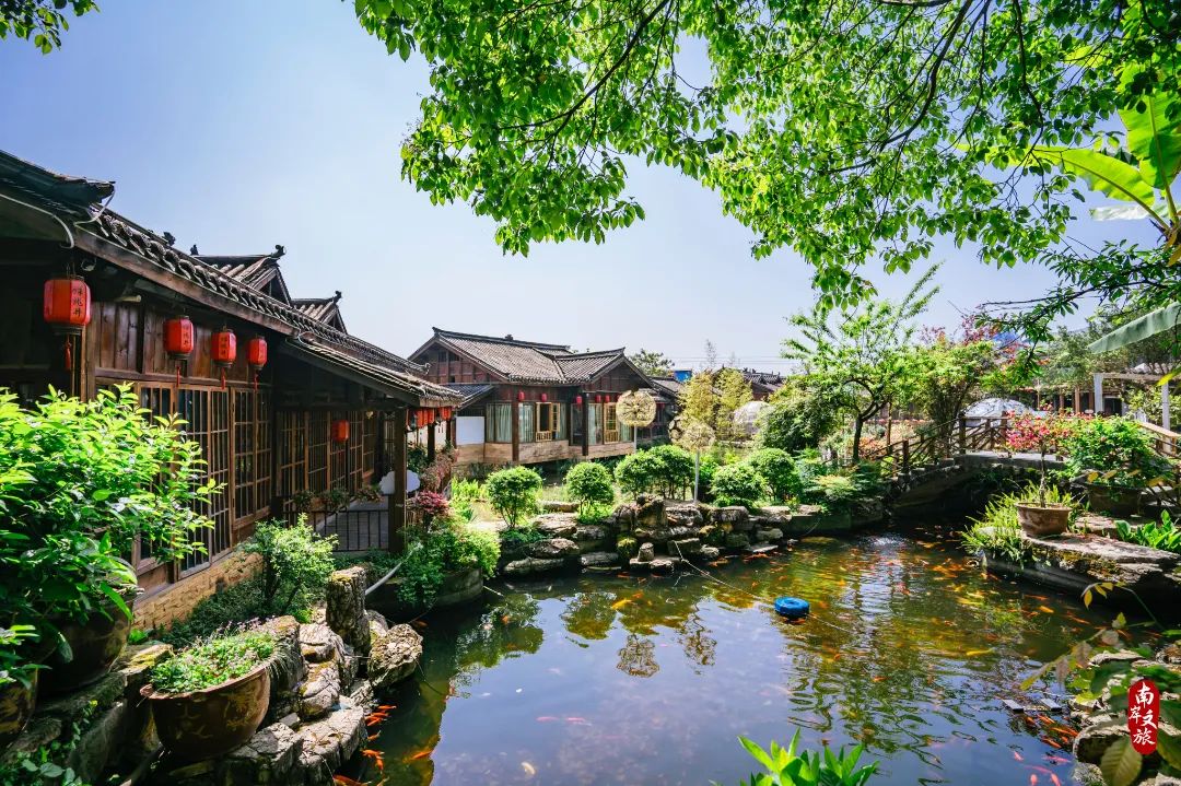 绿色阳台后院园林火锅_鲜龙井火锅底料制作技艺_鲜龙井火锅公园