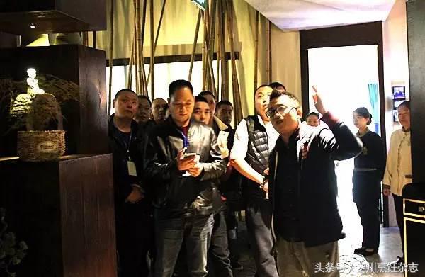 四川烹饪杂志社体验美味活动 梵景火锅 成都 最有范儿的火锅_绿色阳台后院园林火锅