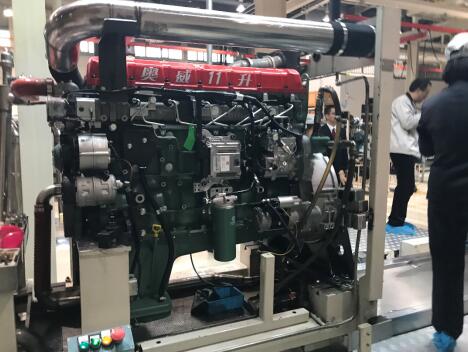 三款国六柴油发动机亮相一汽解放发动机事业部(图2) 一汽解放发动机事业部_解放j6发动机大修视频_奥威发动机生产线