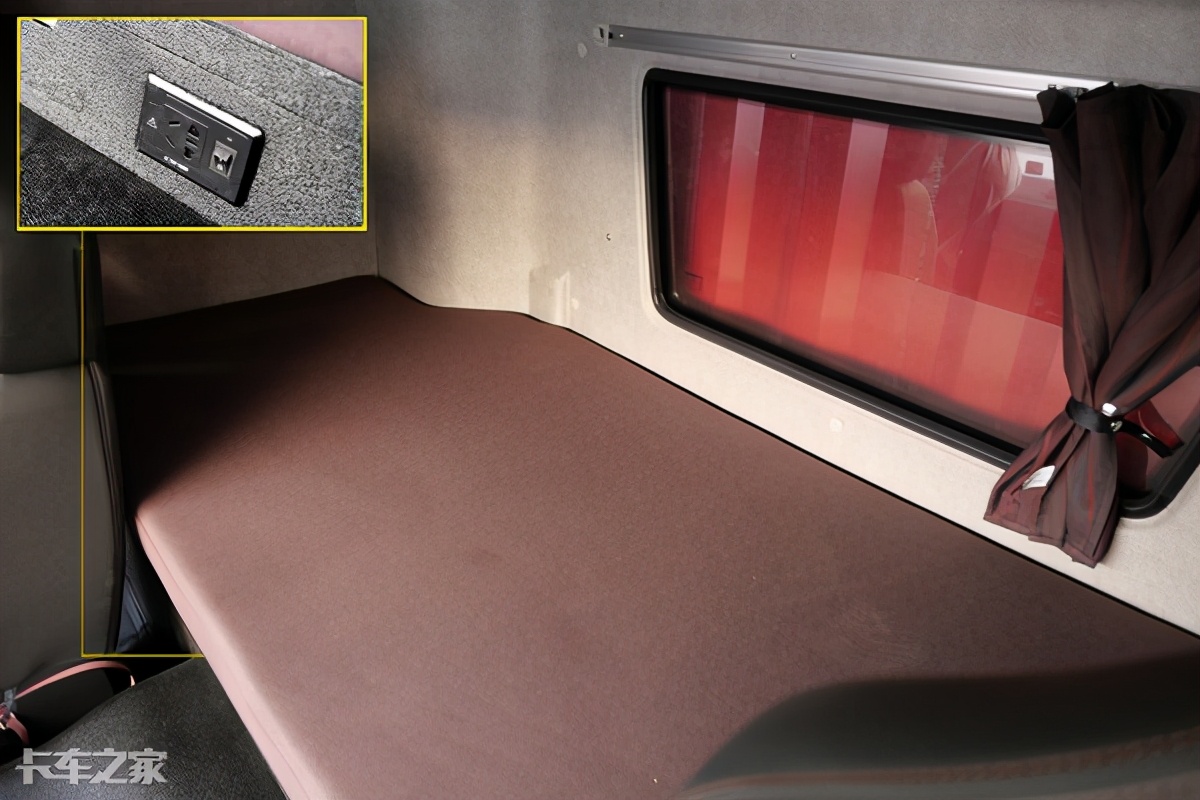 历时8年改款,全新内饰让人爱不释手,解放J6P载货车亮点多多(图18) 解放j6发动机大修视频_解放J6P绿通运输车型_解放J6P长途运输配置