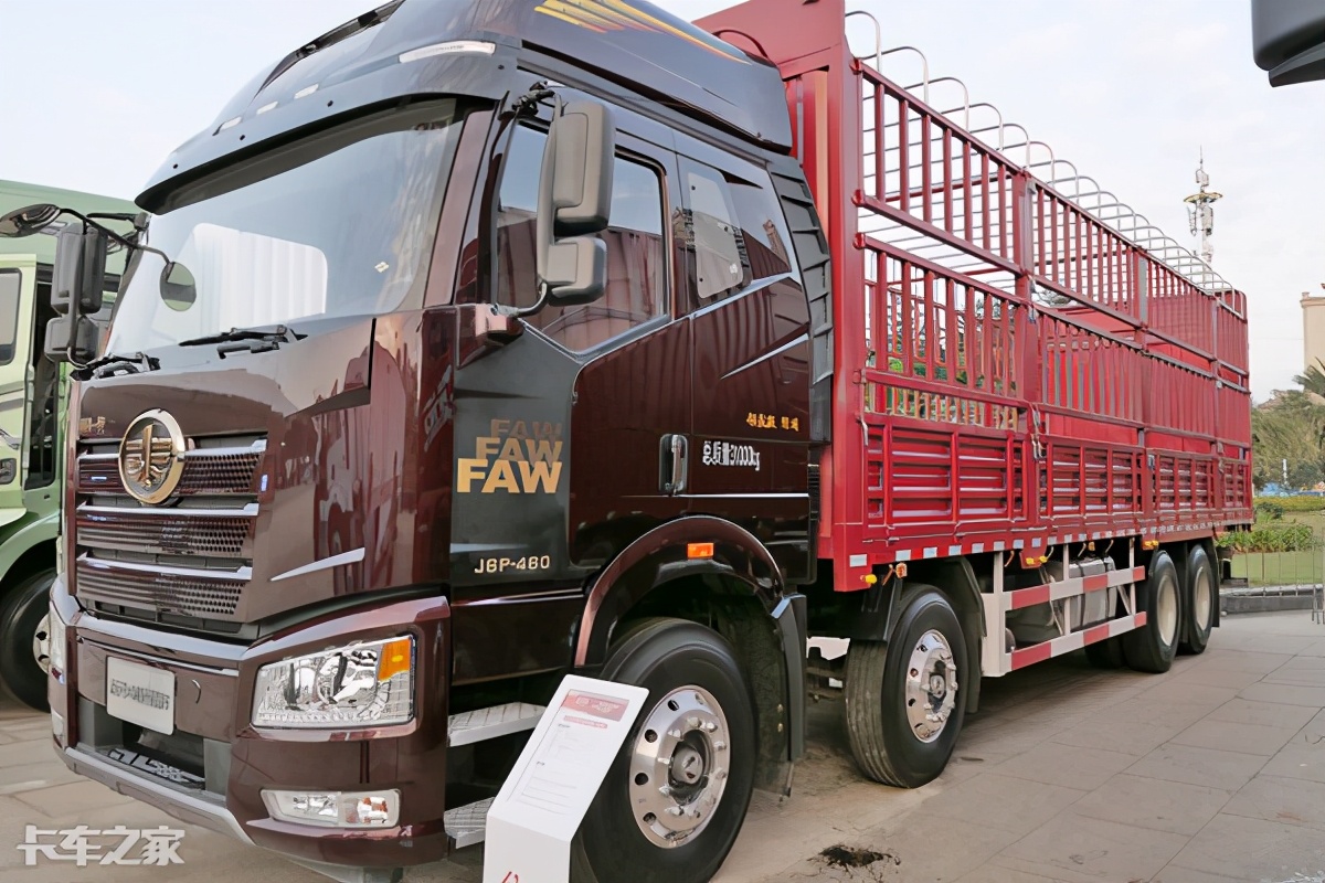 历时8年改款,全新内饰让人爱不释手,解放J6P载货车亮点多多(图6) 解放J6P长途运输配置_解放J6P绿通运输车型_解放j6发动机大修视频