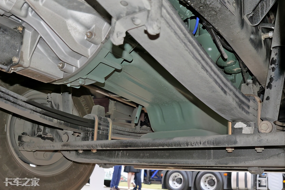 历时8年改款,全新内饰让人爱不释手,解放J6P载货车亮点多多(图10) 解放J6P长途运输配置_解放j6发动机大修视频_解放J6P绿通运输车型