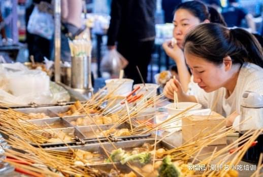 现在学什么小吃最挣钱:创业者的金钱指南(图2) 学什么小吃好卖_小吃创业低门槛高回报_学什么小吃最挣钱