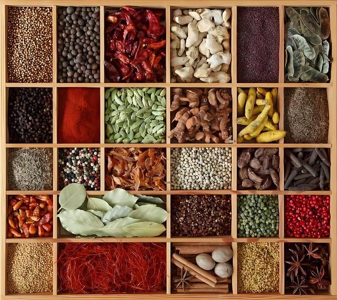 川菜为何成为中餐海外主力?并非价格低廉,而是四川太壕了!(图4) 四川物产丰富 川菜遍地开花 川菜调味体系_外国人吃川菜