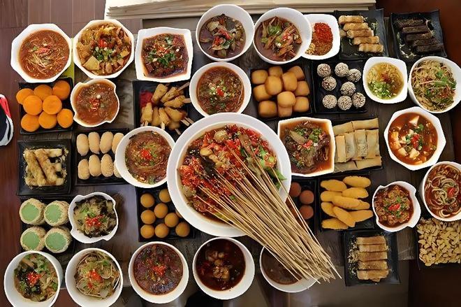 川菜为何成为中餐海外主力?并非价格低廉,而是四川太壕了!(图10) 四川物产丰富 川菜遍地开花 川菜调味体系_外国人吃川菜