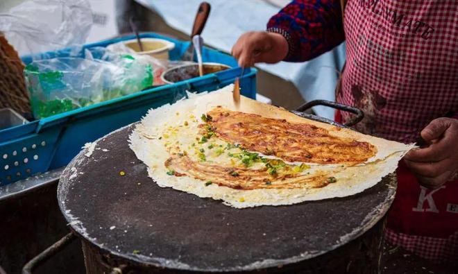 最适合摆摊的6种“暴利小吃”,成本低毛利高,老板:三年一套房(图5) 街头小吃摆摊推荐_学什么小吃好卖_最适合摆摊的6种暴利小吃