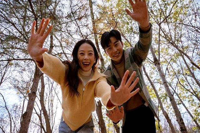 高温已至!中科院提醒:爱喝白酒的人,喝白酒尽量做到4不要(图2) 吃烧烤喝白酒好不好_夏季饮酒对胃的伤害_三伏天喝冰啤白酒哪个更伤血管