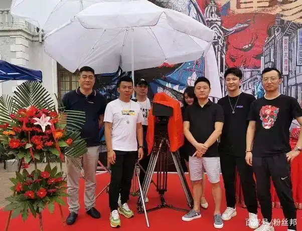 从草根到网络大咖 舞帝传媒于利拍电影投资影视转型进军娱乐圈(图6) 利哥 舞帝传媒 转型_舞帝传媒女主播