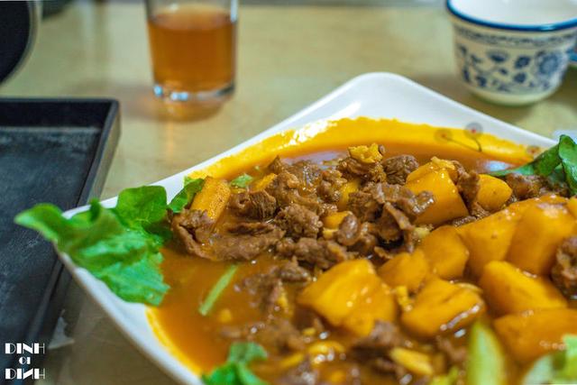 中越边境的美食街 不出国门就能尝到越南风味美食(图23) 凭祥美食街 夜市 中越美食_广西卫视吃货日记 凭祥烤猪在哪