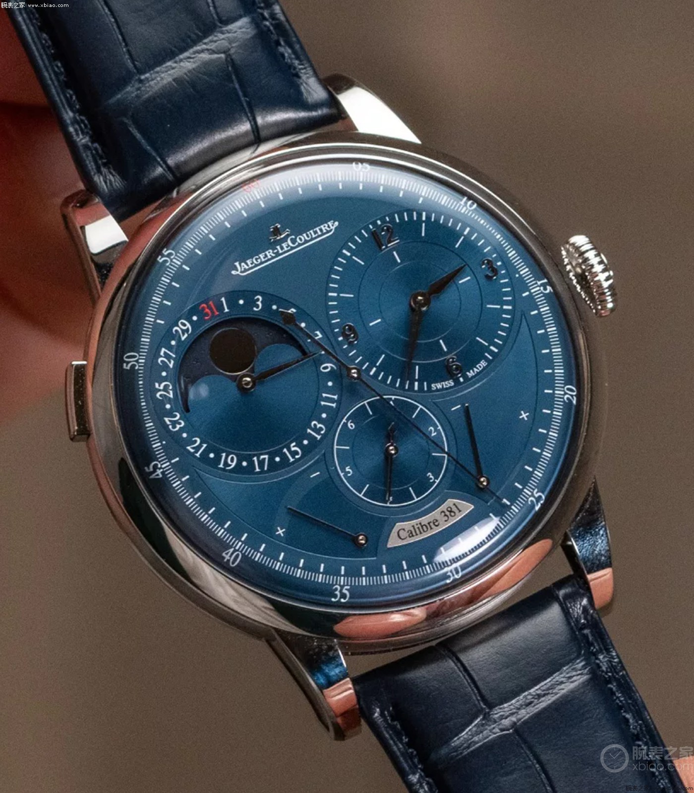 “对标”百达翡丽、朗格,积家“新一代双翼”,公价34万起步(图2) 积家双翼构造详解_积家双翼月相钢壳_积家世界时间价格