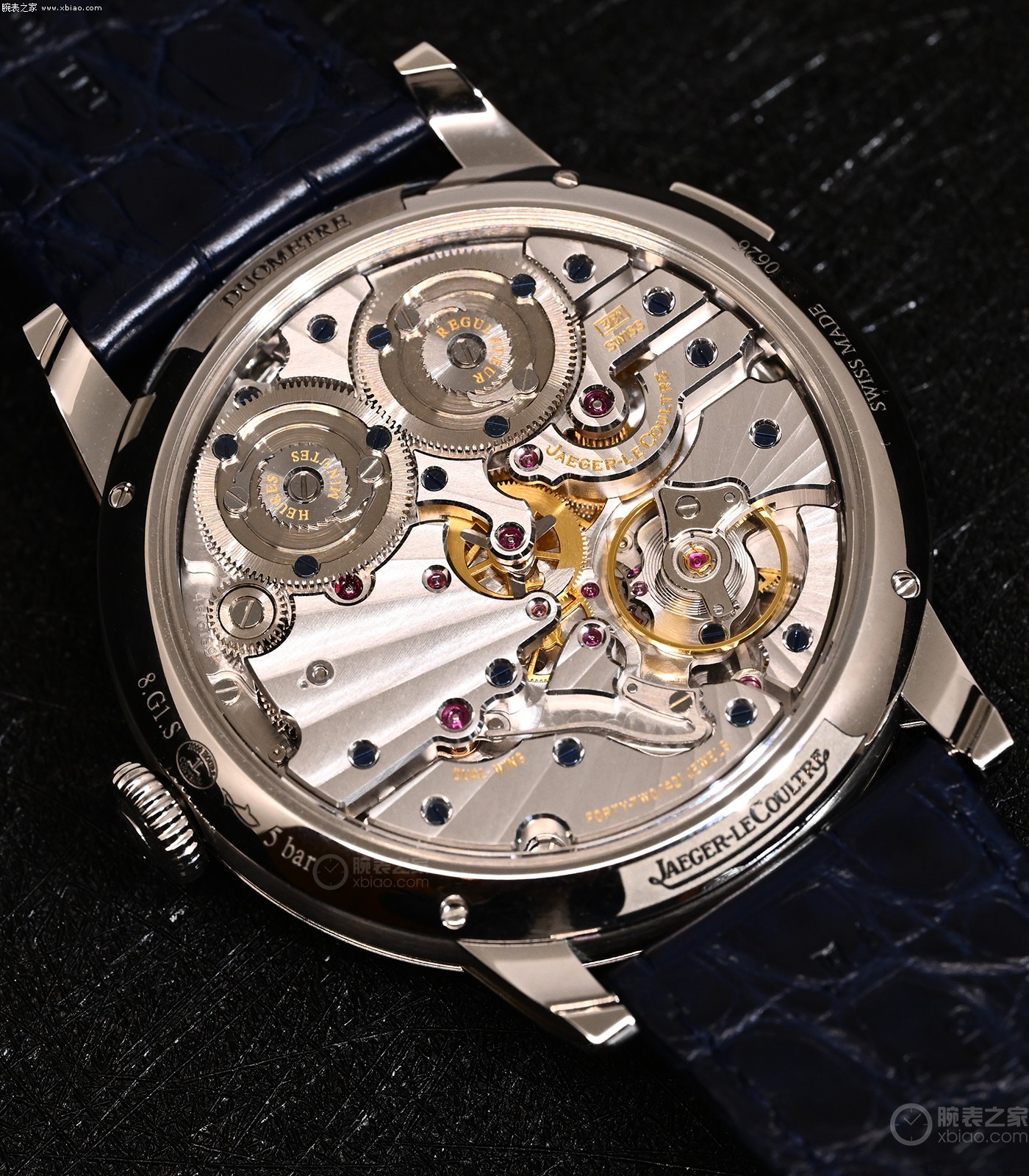 “对标”百达翡丽、朗格,积家“新一代双翼”,公价34万起步(图19) 积家世界时间价格_积家双翼构造详解_积家双翼月相钢壳