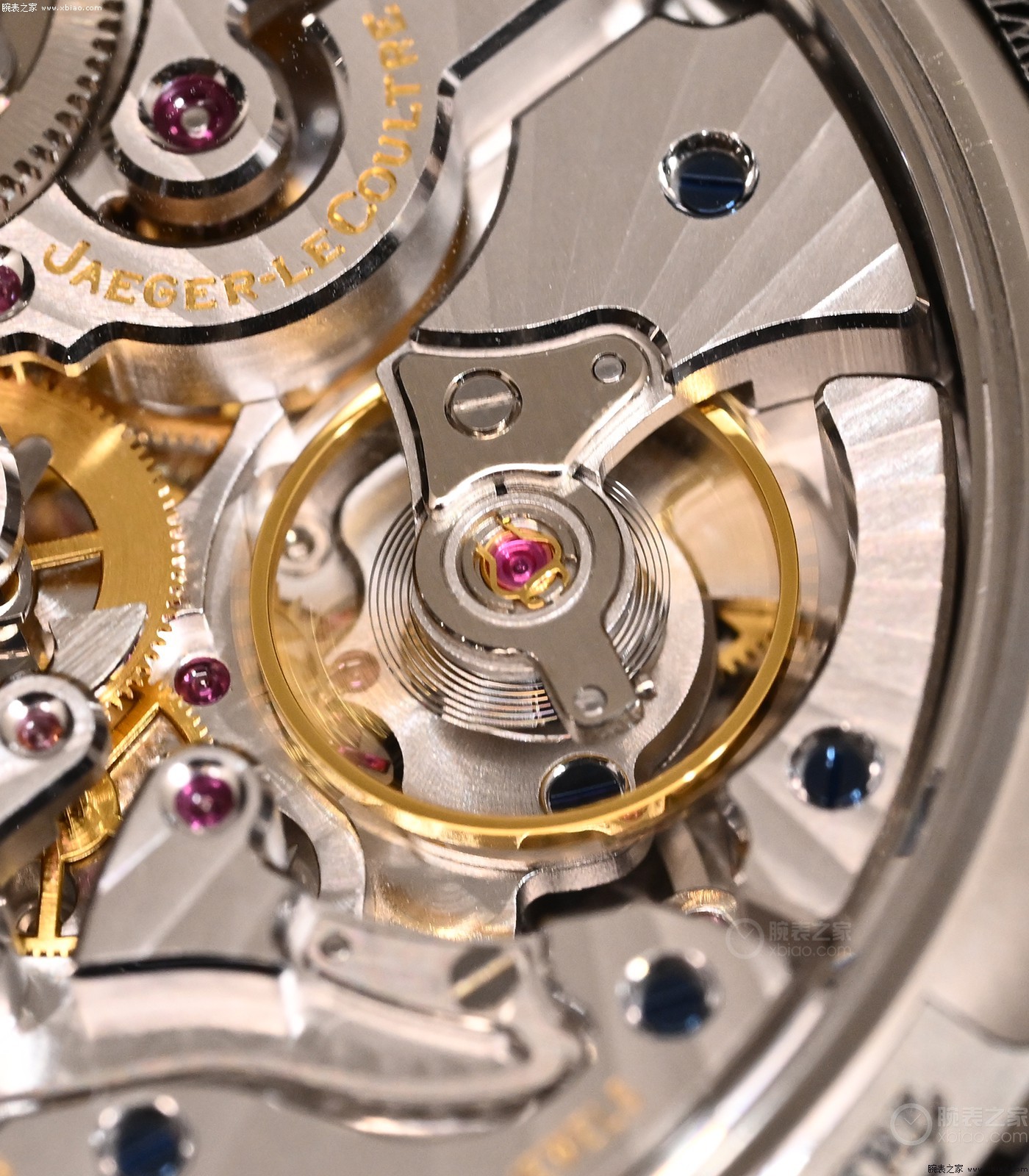 “对标”百达翡丽、朗格,积家“新一代双翼”,公价34万起步(图25) 积家双翼构造详解_积家双翼月相钢壳_积家世界时间价格