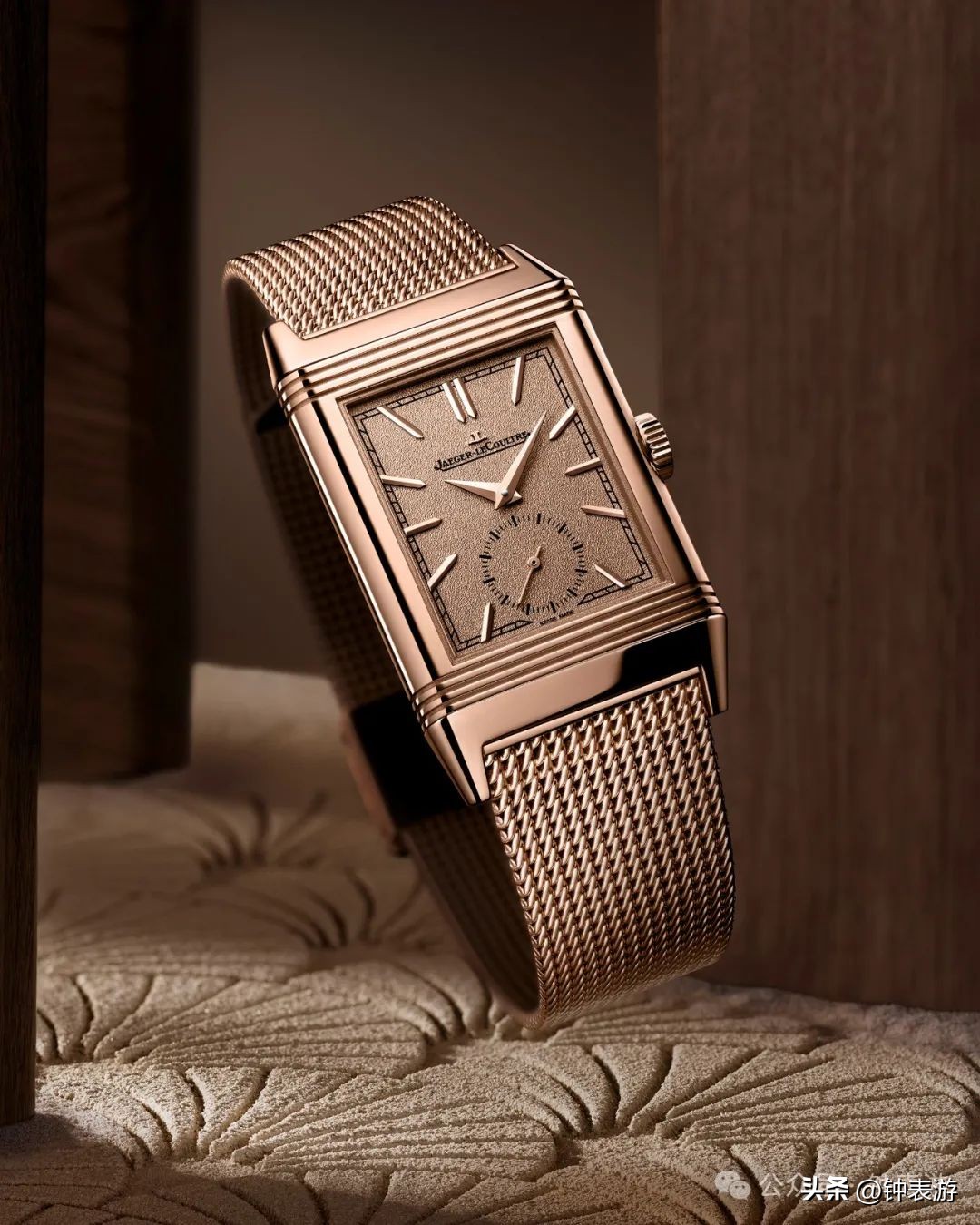 积家Reverso年,翻转再翻转,太好看了!(图26) 积家Reverso Tribute Monoface Small Seconds腕表_积家世界时间价格_积家Reverso翻转系列腕表