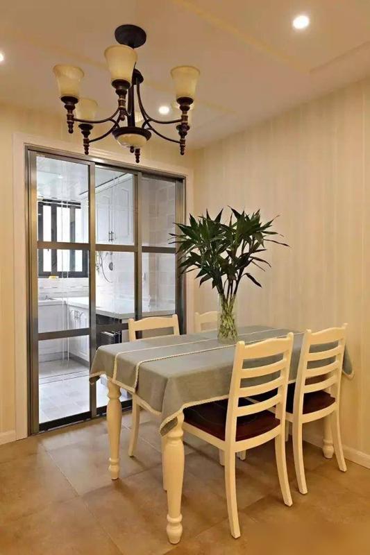 美式风格小三居室布局_美式家具 小户型_90㎡小三居室设计