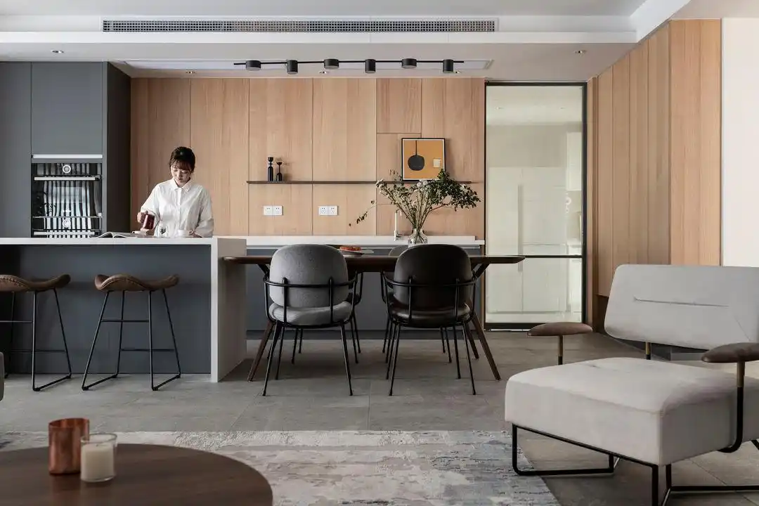 客餐厅互动空间布局_成都地暖装修_大横厅户型设计