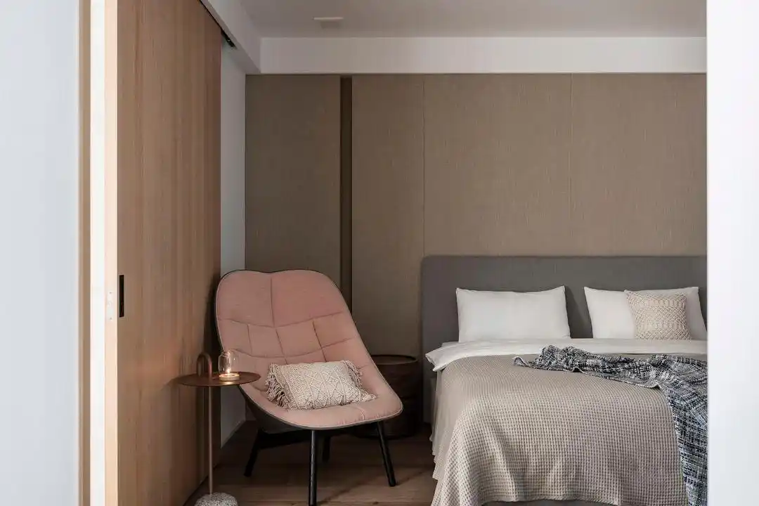 大横厅户型设计_成都地暖装修_客餐厅互动空间布局