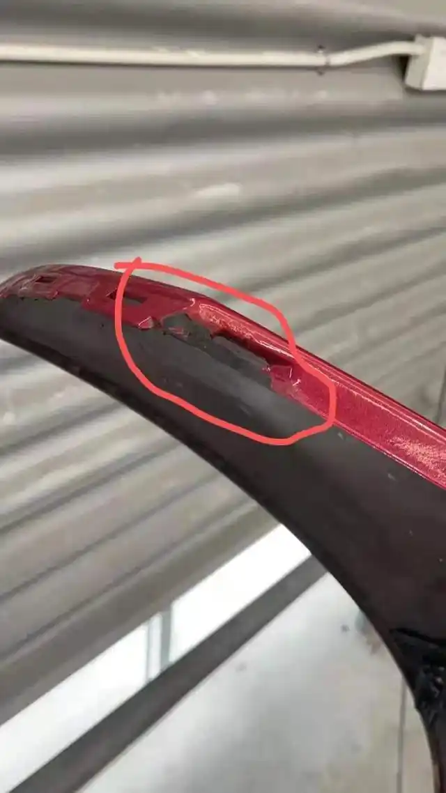 听4S店还是保险公司?事故后特斯拉4S店说更换,中国人保建议到非官方店维修(图1) 车子撞了怎么走保险_车险理赔方案分歧_保险公司建议非4S店维修合理性