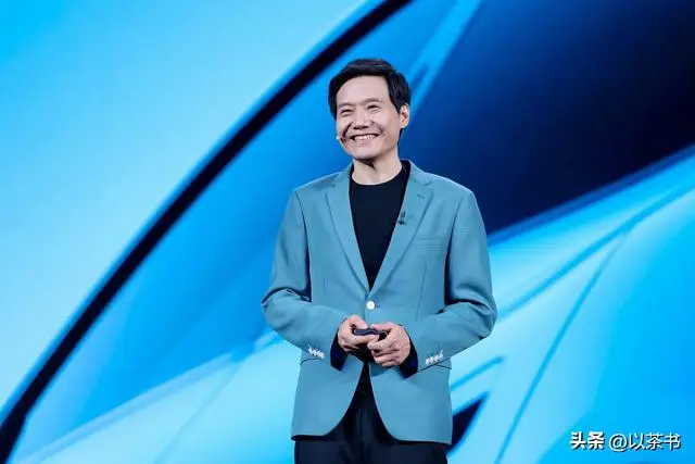 原来她就是雷军的妻子,怪不得做什么都能来财,娶一个贤妻旺三代(图3) 小米汽车雷军退车风波_张彤是怎么认识雷军的_雷军张彤商业故事