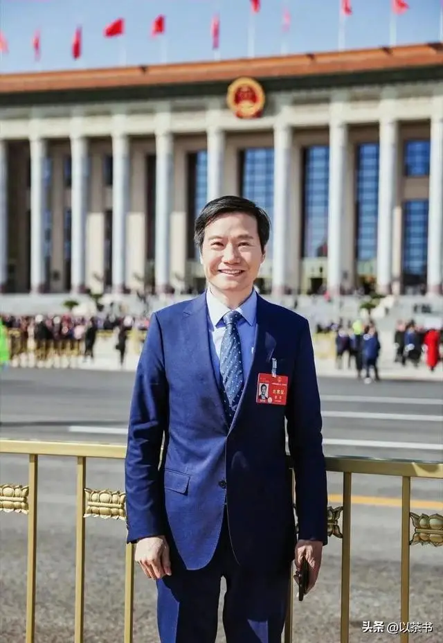 原来她就是雷军的妻子,怪不得做什么都能来财,娶一个贤妻旺三代(图25) 小米汽车雷军退车风波_张彤是怎么认识雷军的_雷军张彤商业智慧