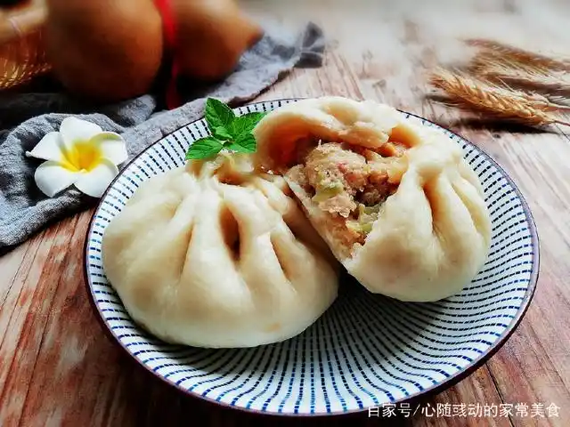 小学生早餐面食做法_饺子包子馒头吐司食谱_面食小吃的做法及图片