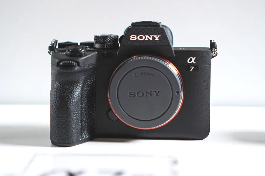 索尼微单的尴尬:价格狂涨,销量断崖式下滑,遭遇佳能强力碾压(图10) 数码相机和微单的区别_索尼微单销量下滑_索尼微单涨价策略分析