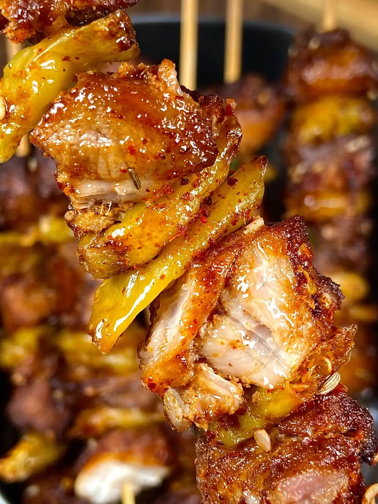 夏天吃宵夜学会这3道菜再也不用出门,风味各异暖胃又暖心,真香(图9) 麻辣小龙虾_深夜炒粉_晚上夜宵的图片大全