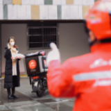 战“疫”必胜必胜客“无接触送餐” 为长沙提供暖心守护(图1) 战“疫”必胜必胜客“无接触送餐” 为长沙提供暖心守护