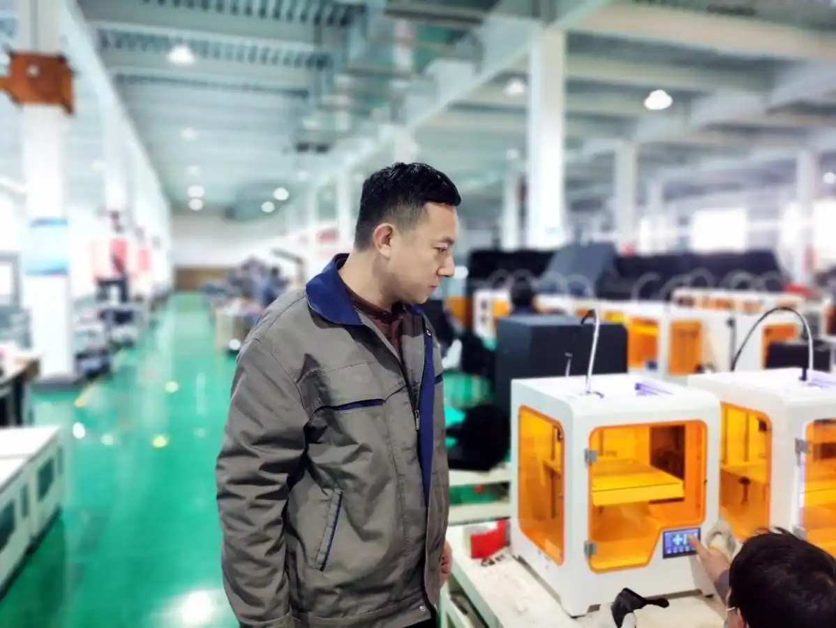 弘瑞:3D打印中的一只“笨鸟”(图5) 北京汇天威弘瑞3D打印自主研发_3d打印fdm技术_弘瑞FDM3D打印技术发展历程