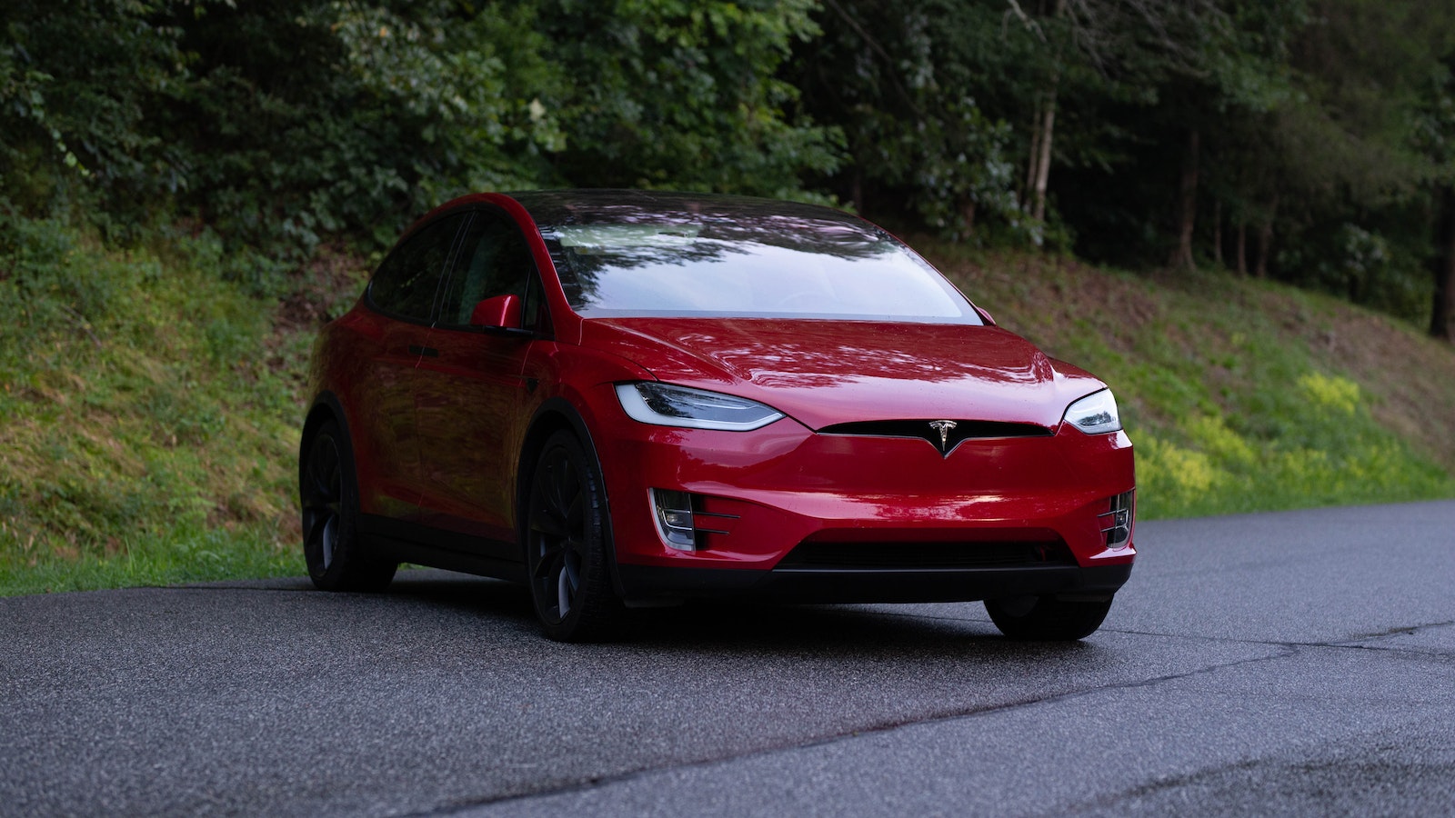 特斯拉 Tesla