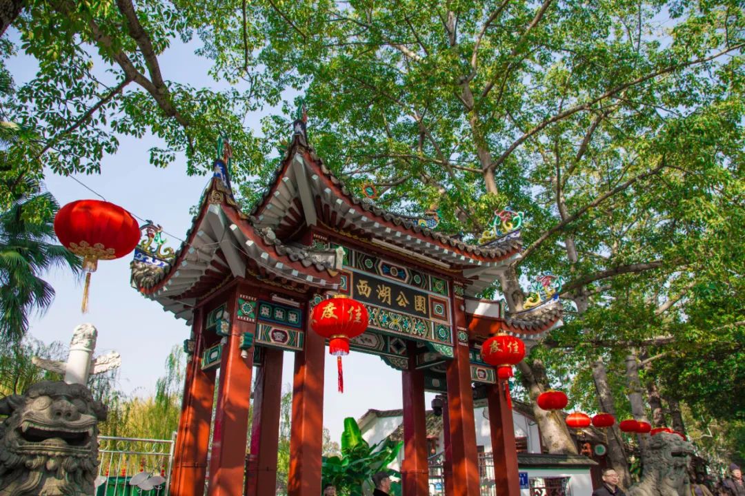 福州10大好玩景点,第一次到福州游玩一定不要错过(图5) 福州三坊七巷旅游攻略_福州火车站附近美食推荐_福州平潭岛海岛风光旅游