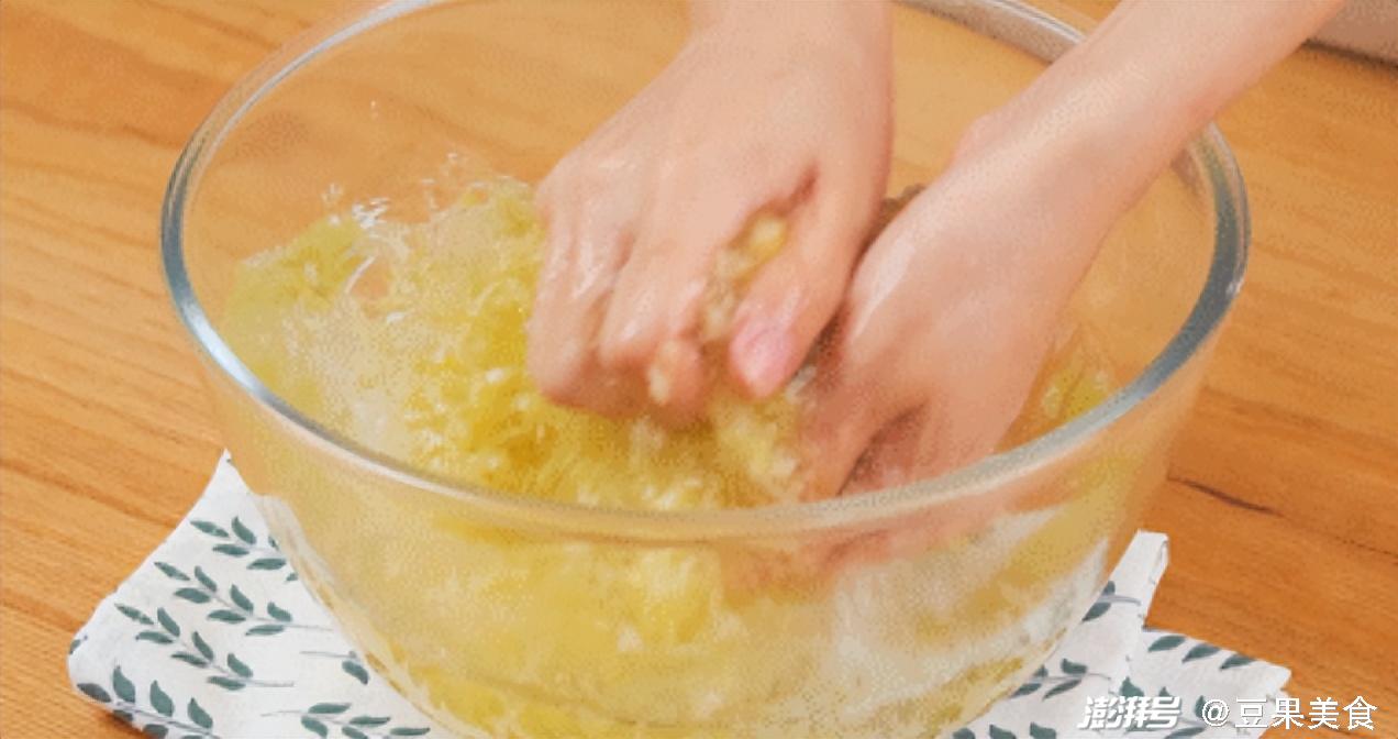 它俩炒一炒,香到邻居找,家里做了这道菜,一盆米饭都嫌少(图6) 渍菜粉做法_酸菜炒粉条食谱_菜菜的美食日记